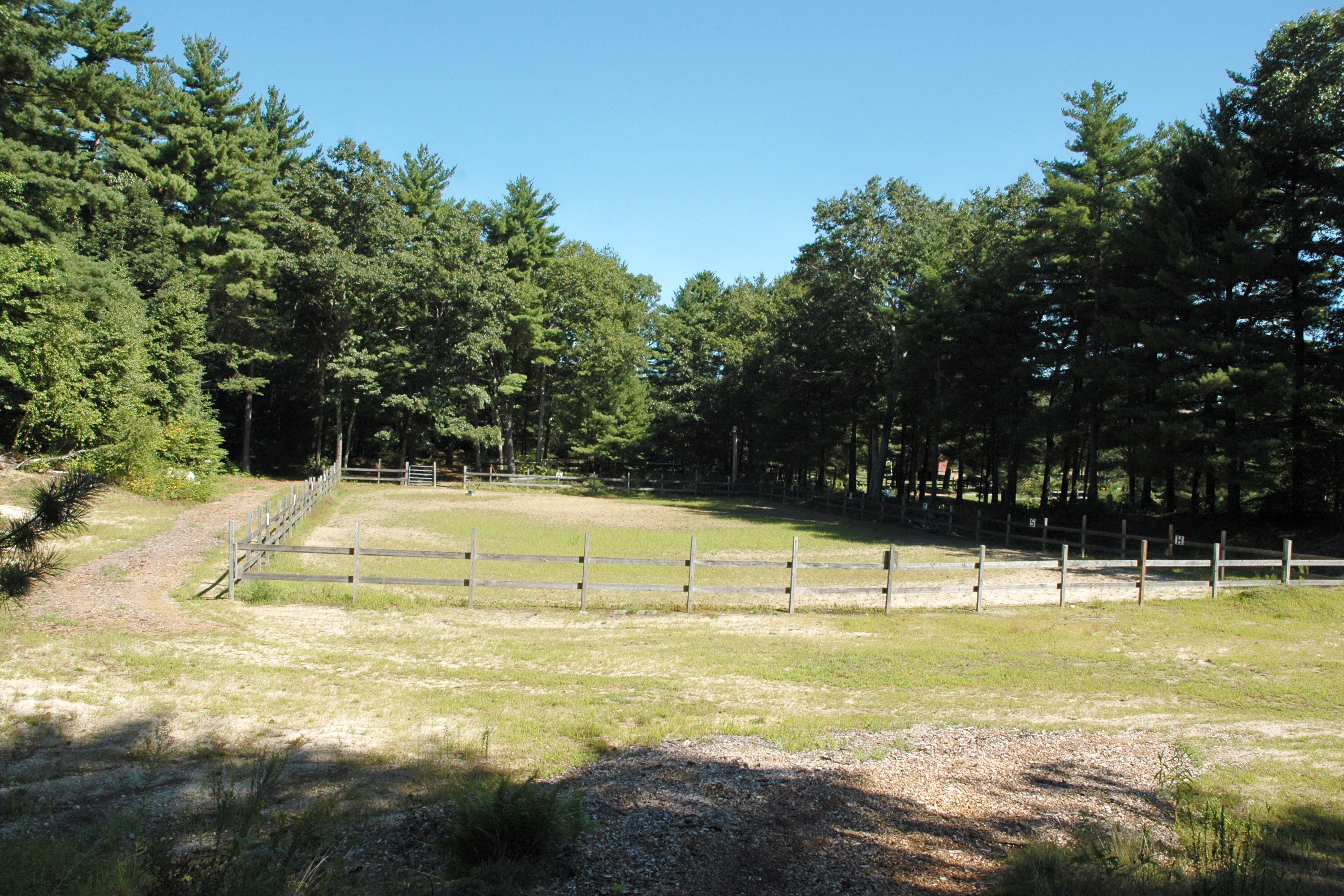 outdoor arena grace note farm